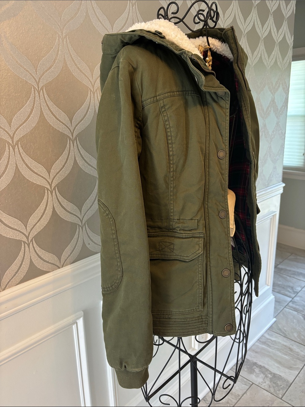 Hollister Olive Green Sherpa Hood Utility Jacket - Women - Picture 2 of 7